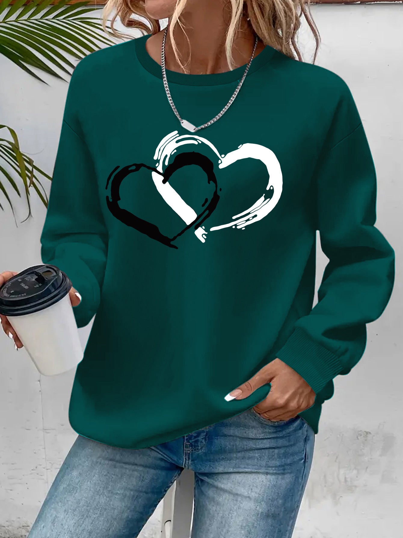 Hjerteprintet rundhalset afslappet sweatshirt dametøj