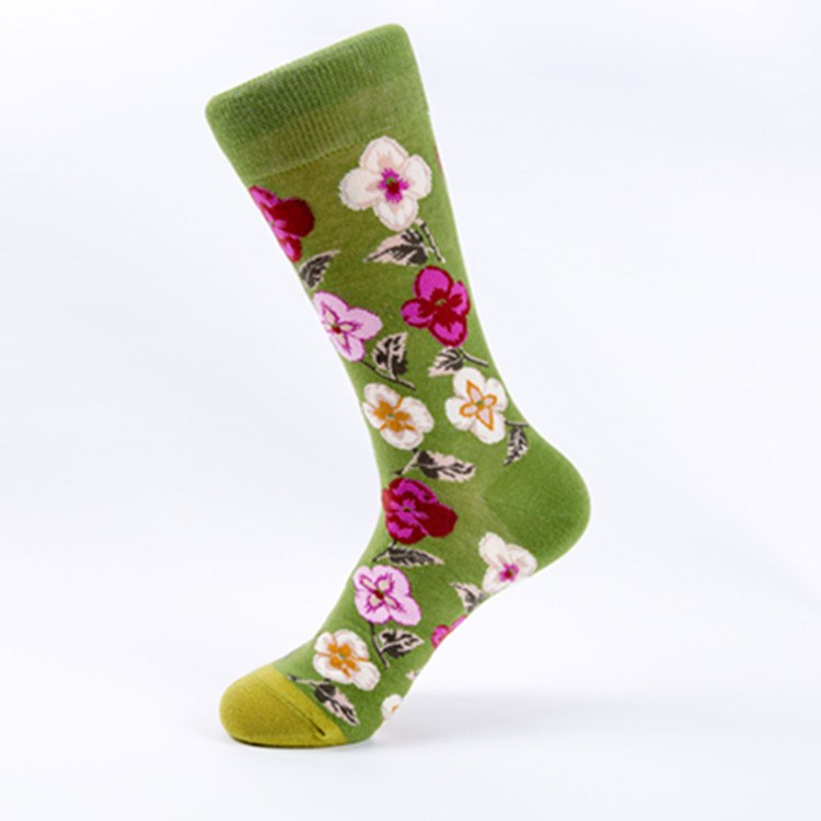 Mid tube ladies cotton cartoon socks jacquard socks