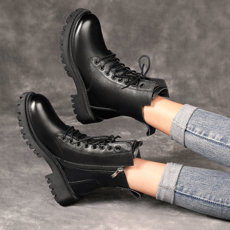 British Thick-soled Lace and Velvet Mid-cut Knight Boots