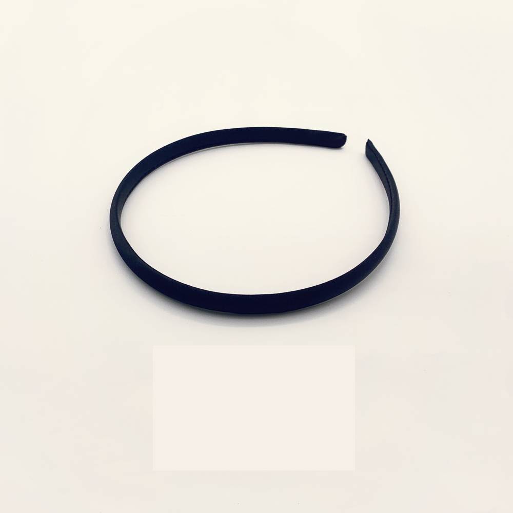 Small and fragrant spring purple hair band