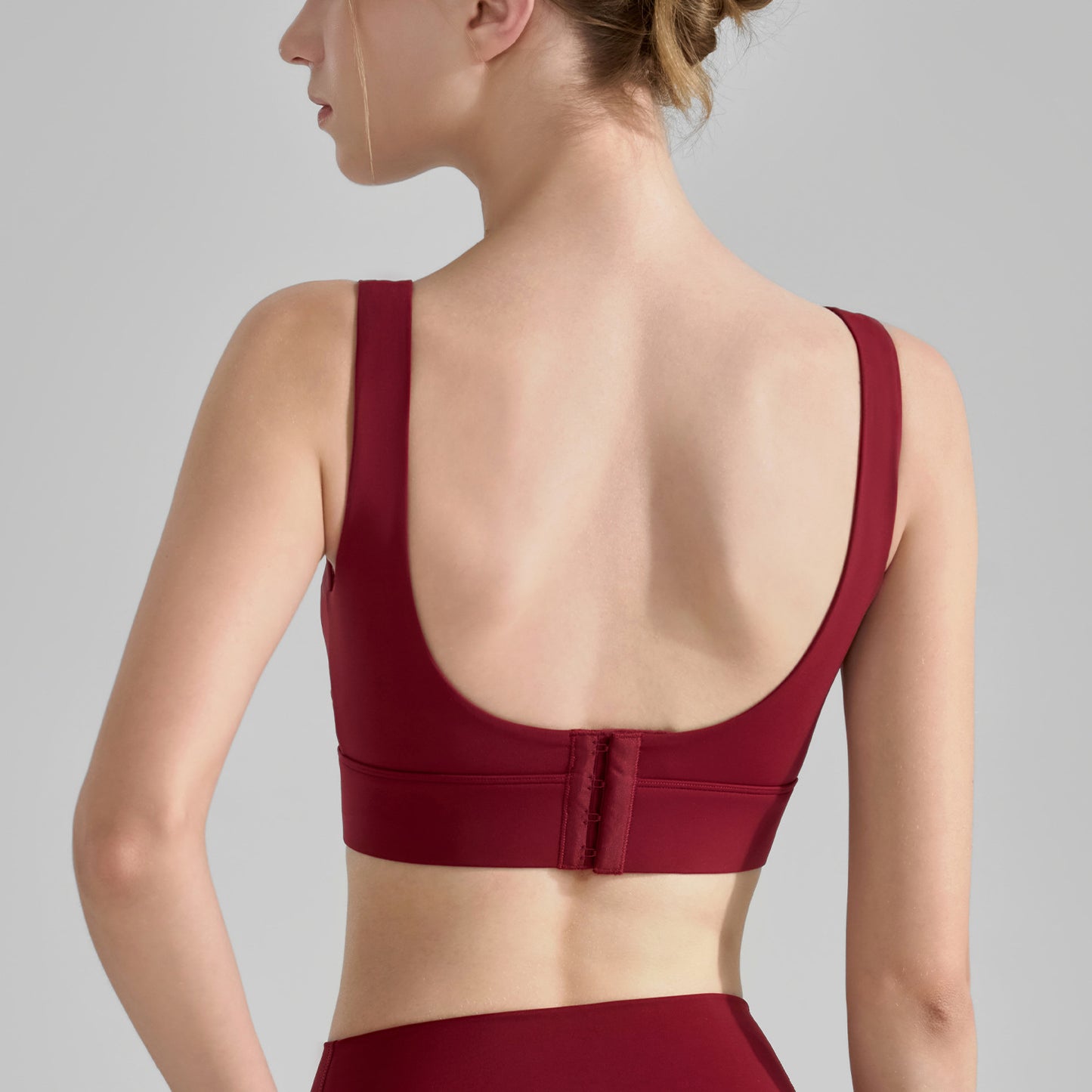New V-neck Yoga Anti-shock Fixed Cup Fitness Vest