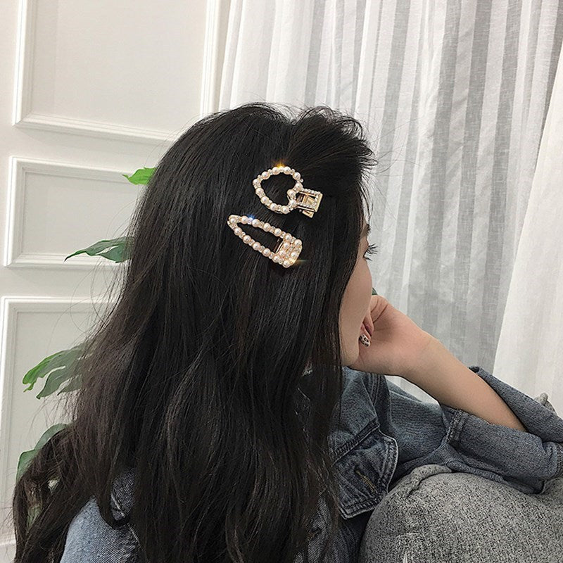 Geometric love hairpin