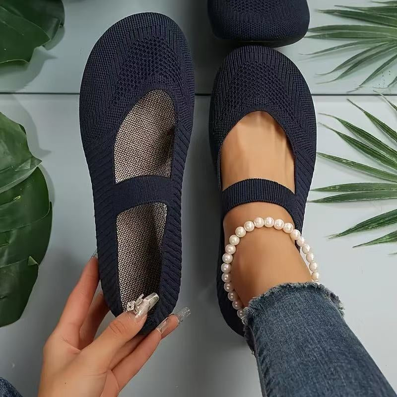 Plus Size Flyknit Breathable Mesh Soft Bottom Pumps Casual Mom Shoes