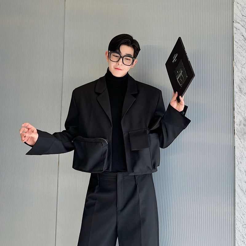 Niche, Three-dimensional, Short Blazer With A Multi-pocket Silhouette