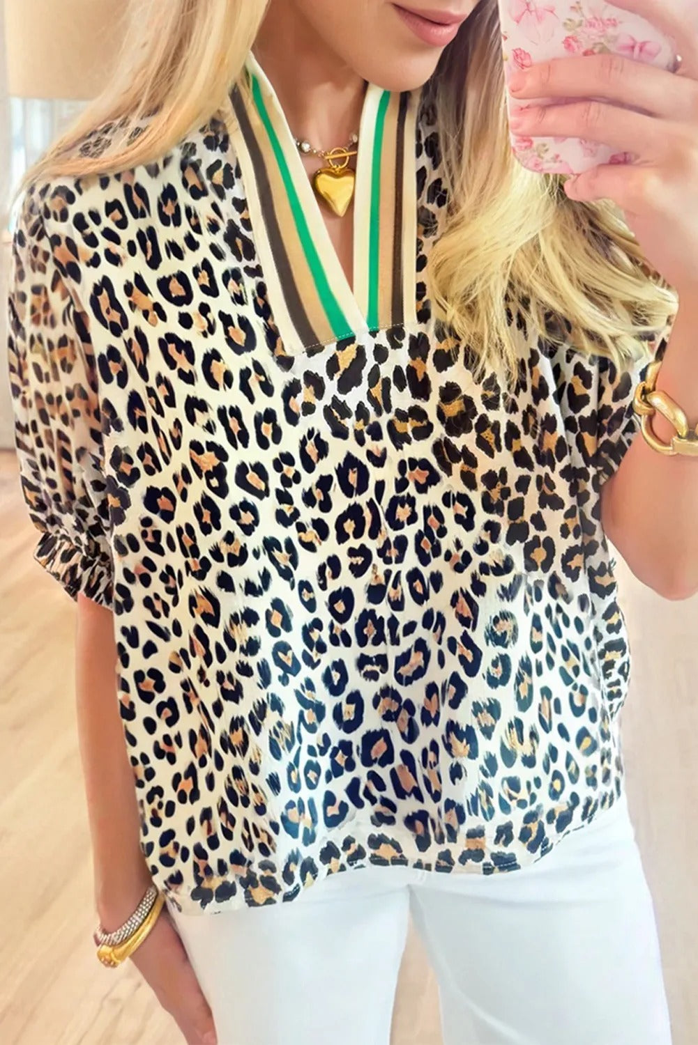 Female Leopard Print Contrasting Stripes V-neck Short Sleeved Shirt