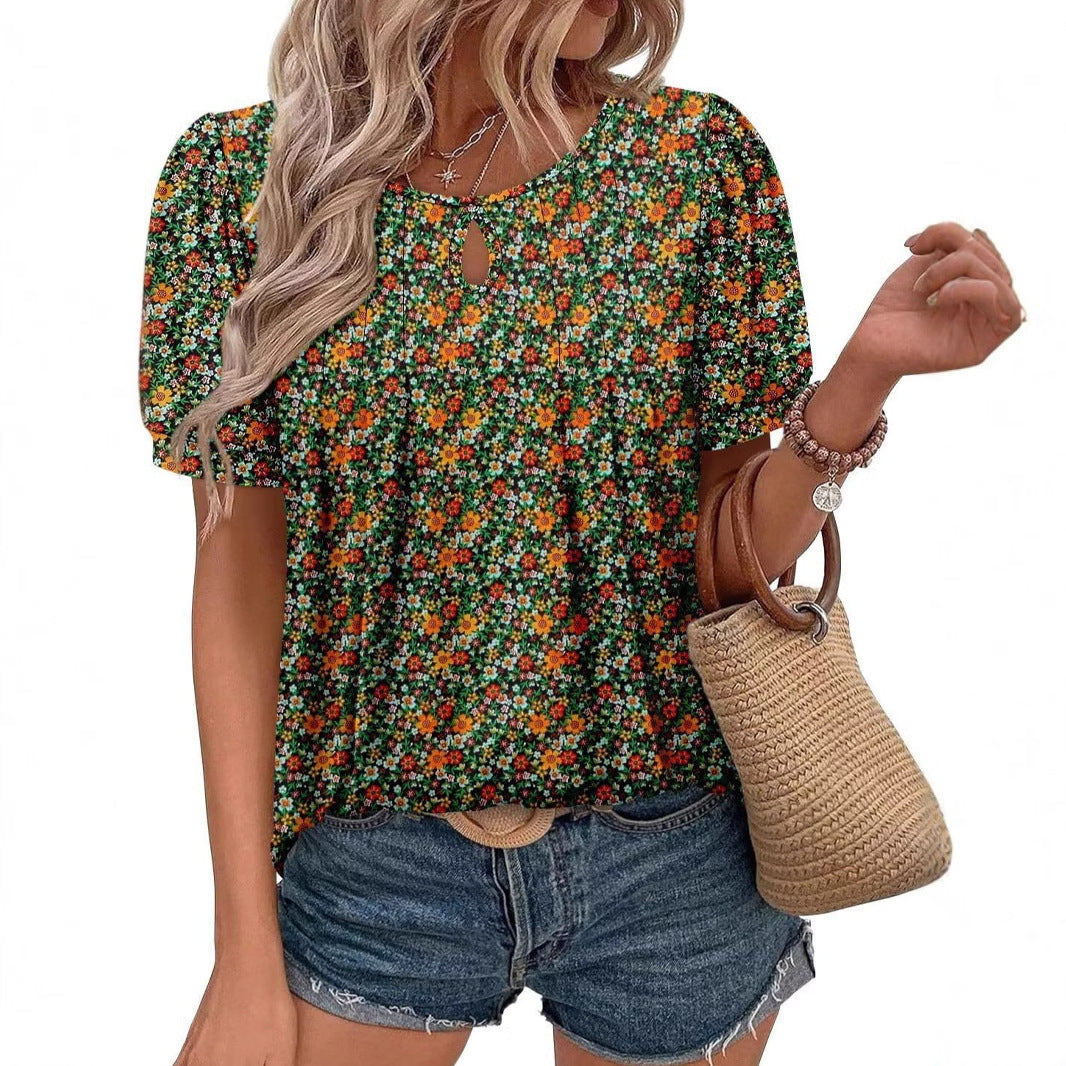 Rundhalset T-shirt til kvinder med blomsterprint