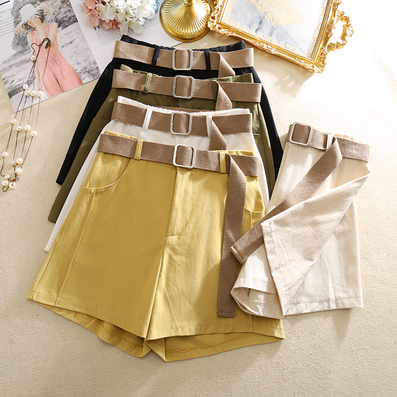 Thin wide leg hot pants
