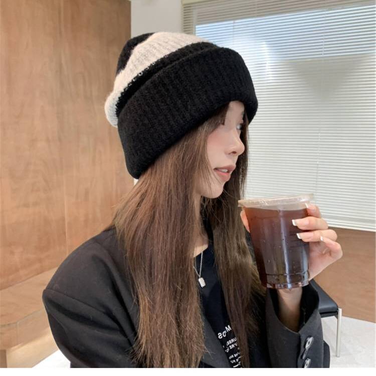 Versatile Small Color Matching Pullover Knitted Hat