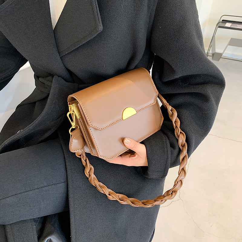 Autumn and winter new trendy fashion retro all-match small square bag