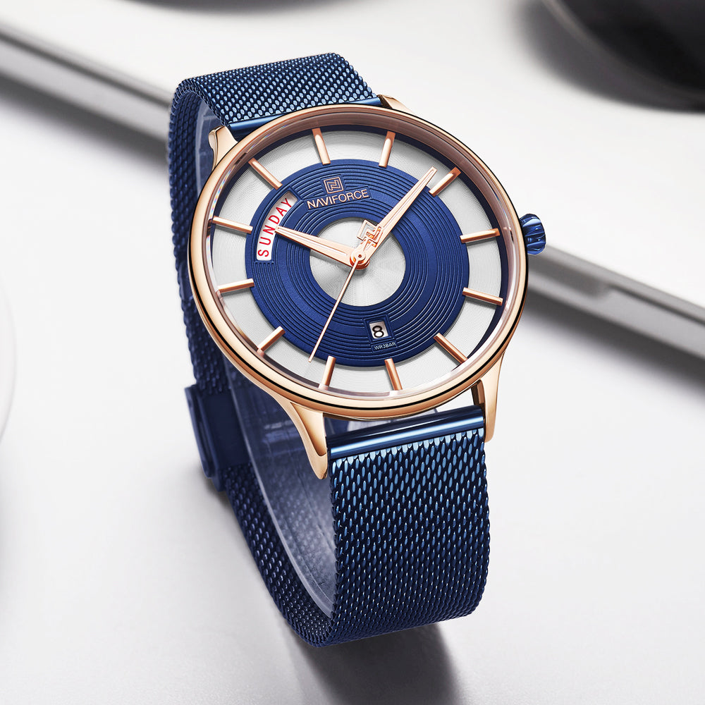 Casual fashion business net with men's watch