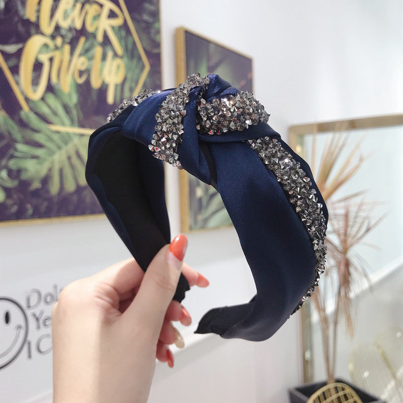 Simple solid color diamond headdress