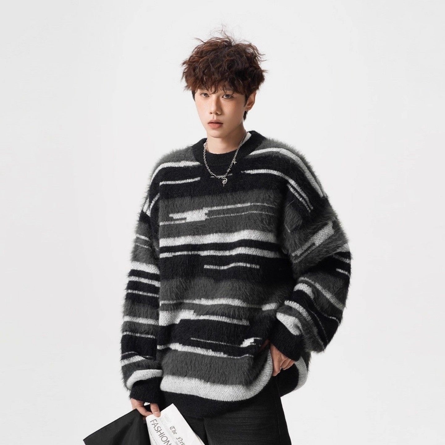 Color-block Striped Knitwear With A Loose And Relaxed Feel
