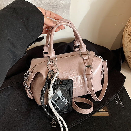 Versatile Sophisticated Fashionable Crossbody Bag For Commuting