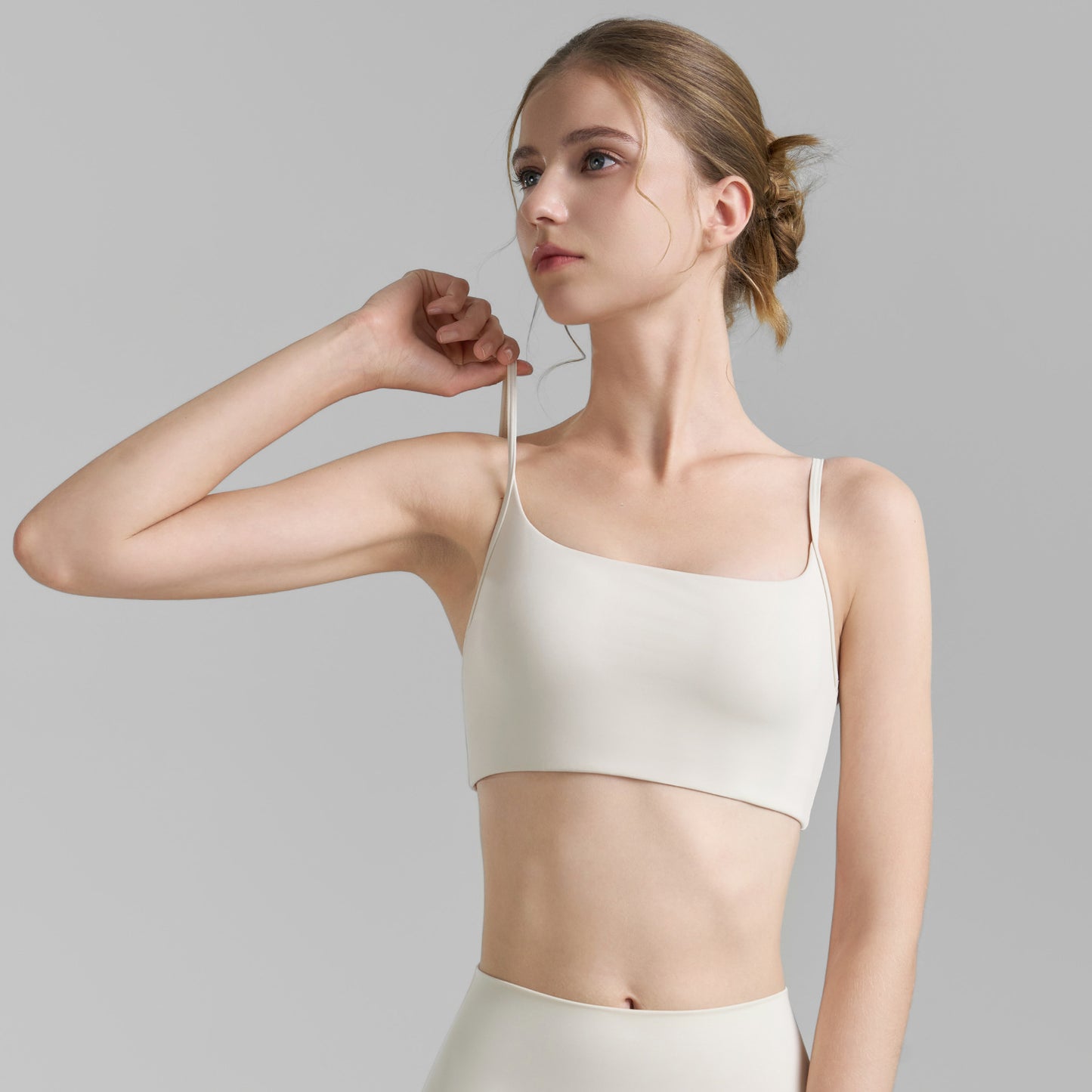 Double Strap Semi-fixed Cup Sports Bra U-shaped Back Fitness Vest