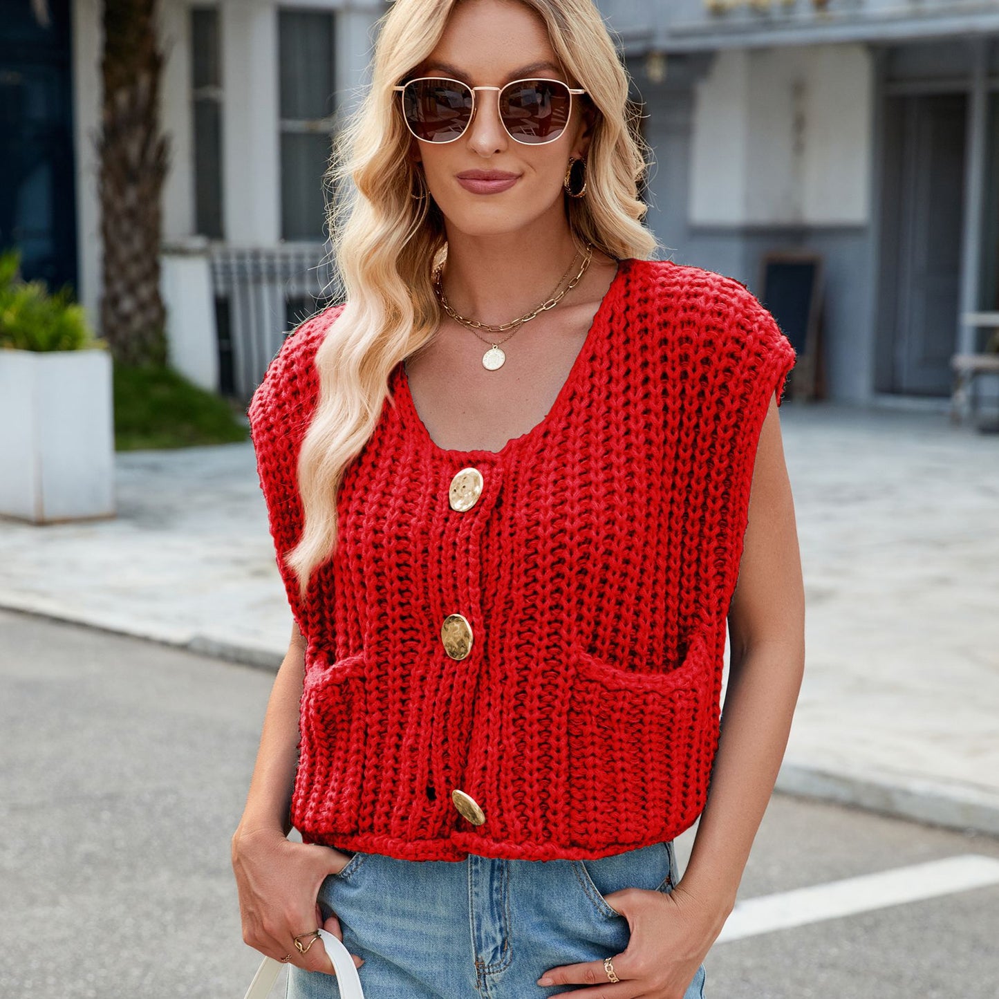 Women's V-neck Three-button Sleeveless Cardigan
