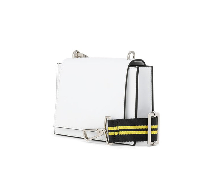 Portable shoulder bag