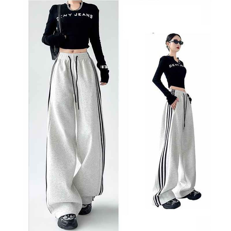 Womens Casual Straight-Leg Sports Sweatpants With A Techy Feel