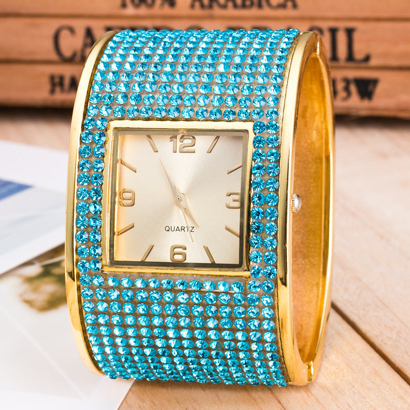 Diamantbesat modeur