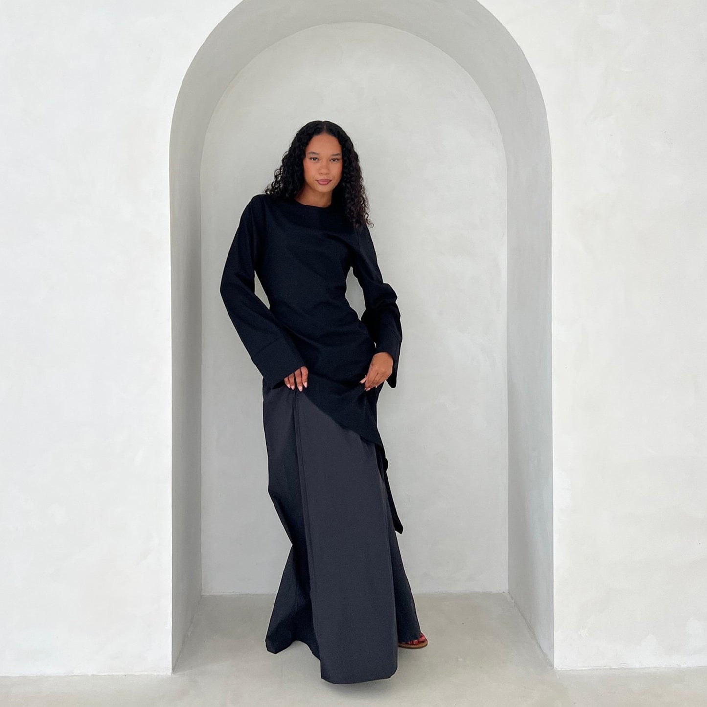 Female Simplicity Elegant Top With Fashion Skirt