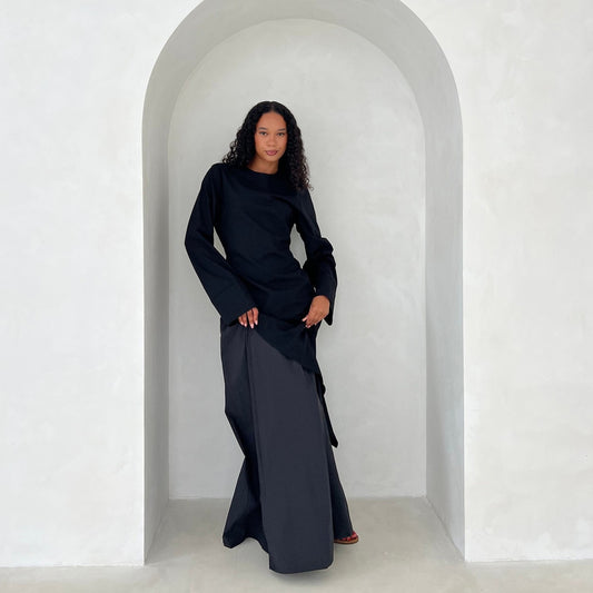 Female Simplicity Elegant Top With Fashion Skirt