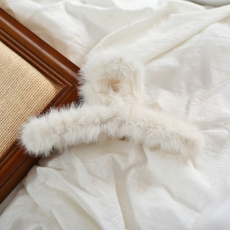 Fashion Lovely Large Sweet Solid Color Plush Hairpin