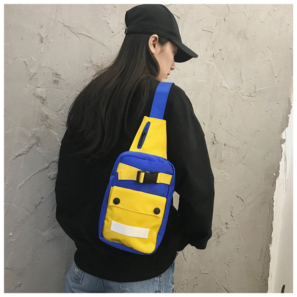 Contrast chest bag female