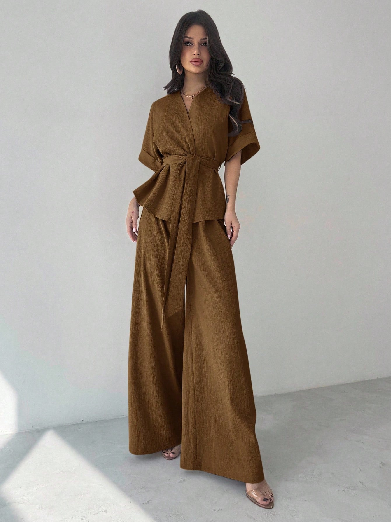 Women's Fashionable Two-piece Set Featuring A Stylish Top And Casual Pants