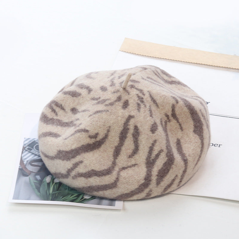 Women's Fashion Versatile Striped Jacquard Beret