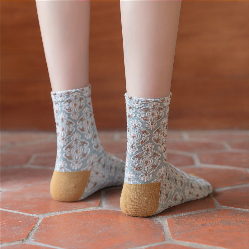 Women's Literary Medium Tube Retro Forest Green Socks