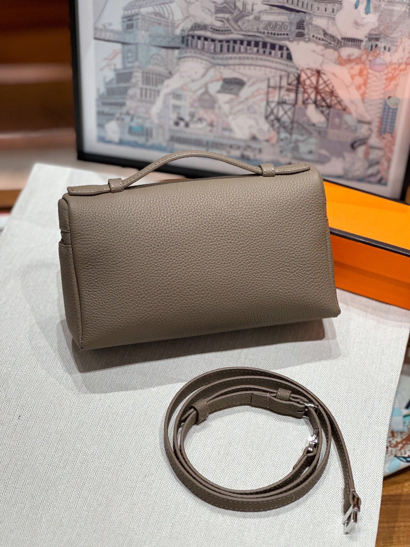 Single Shoulder Crossbody Carrying Real Leather Bag