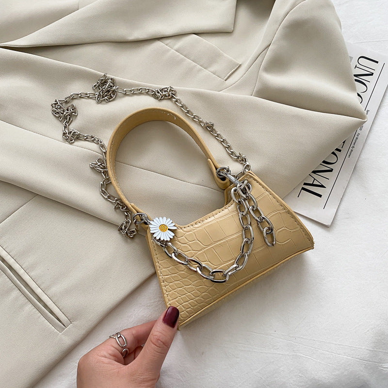 Small daisy chain shoulder bag