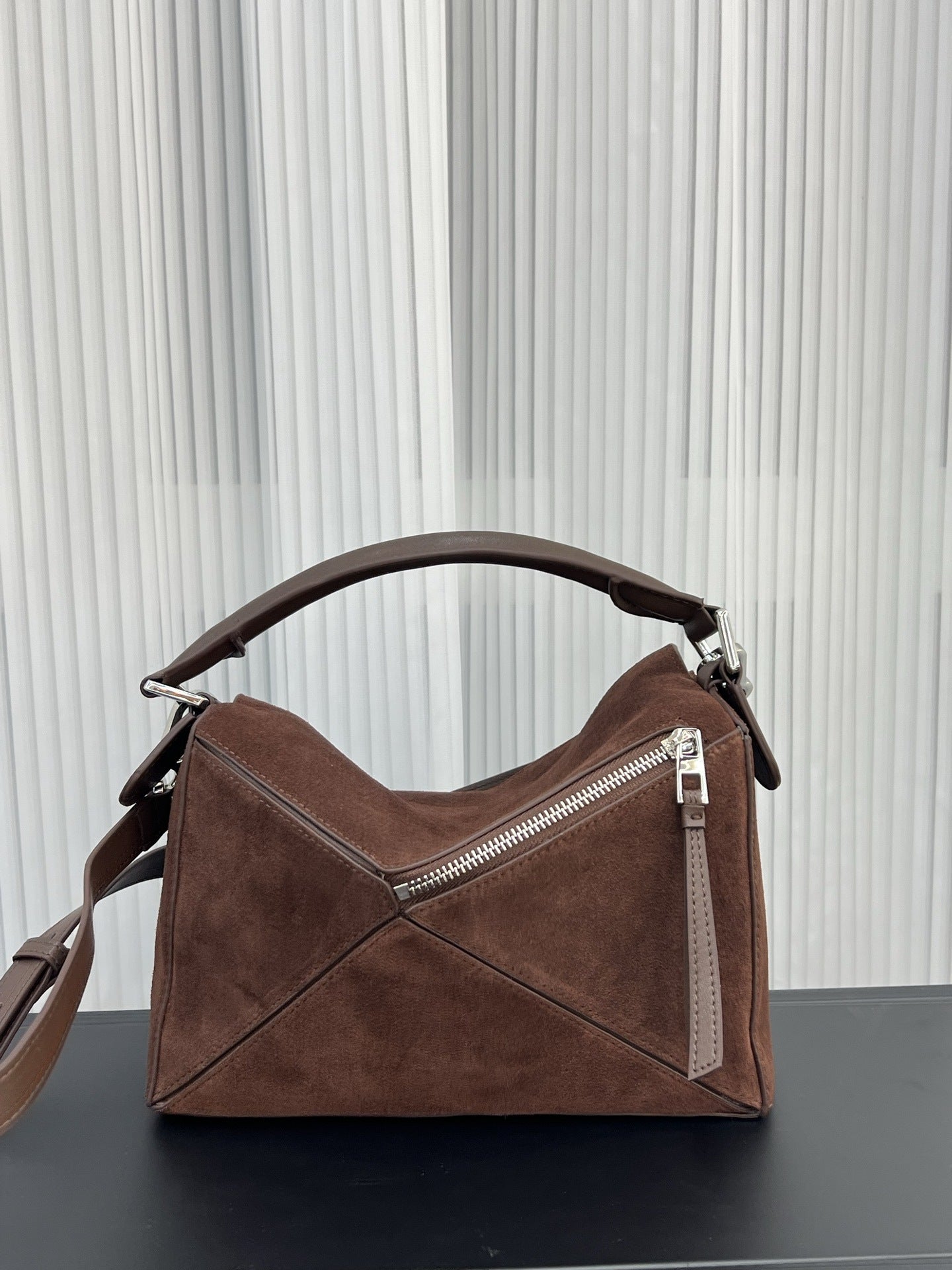 Suede Tote Bag With A Large Capacity
