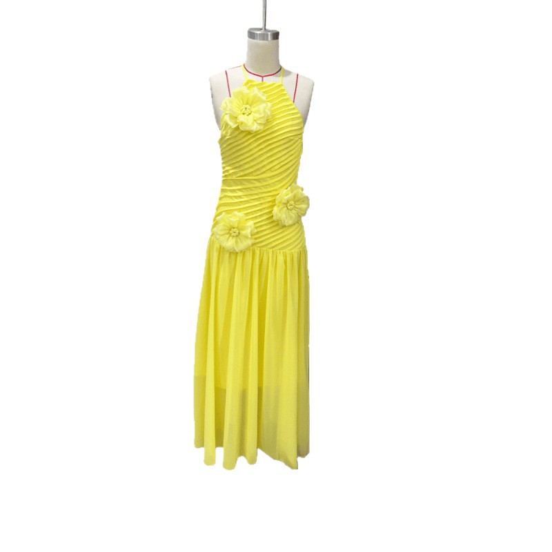 Embroidered Camisole Dress Beautifully Highlights Your Alluring