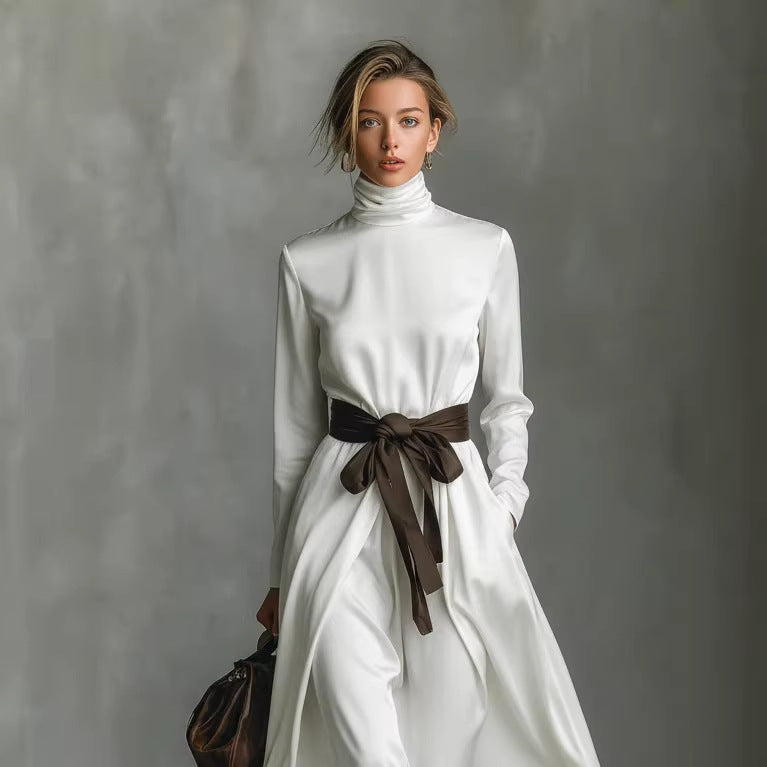 Mid-length Long-sleeve Dress With A Contrasting Belt