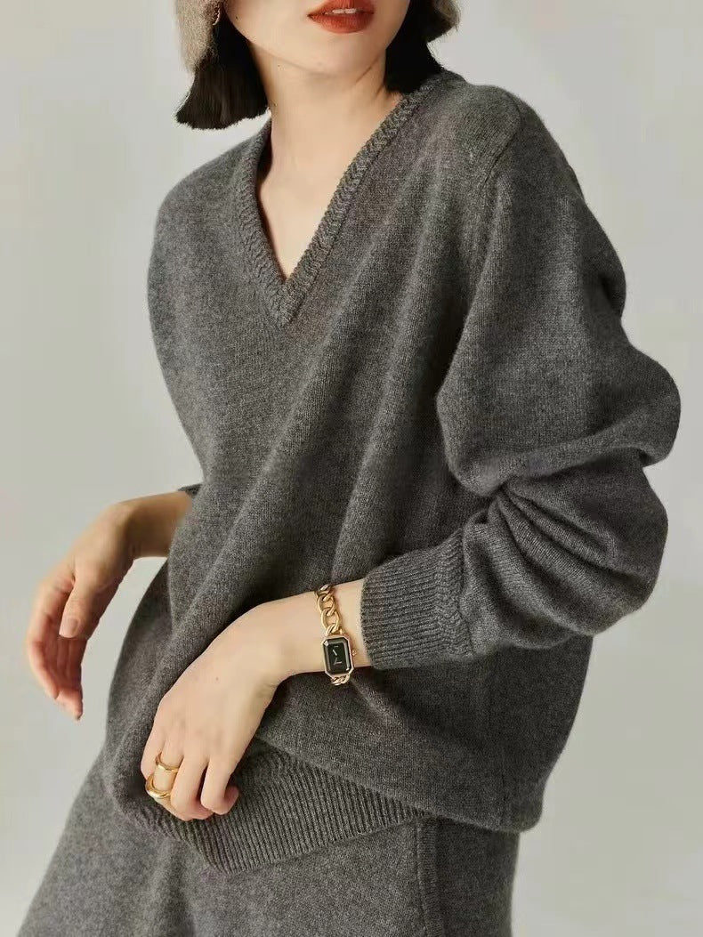 Women's V-neck Sweater Knitted Bottoming Shirt
