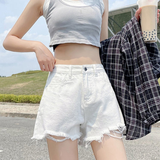 Højtaljede tynde hvide denimshorts til kvinder