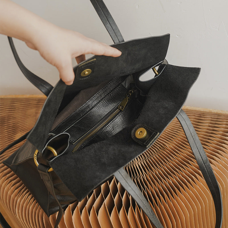 Women's Fashionable Large-capacity Retro Handbag