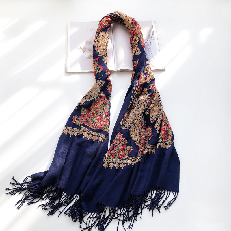 Etnisk sjal/tørklæde til damer med vintagebroderi