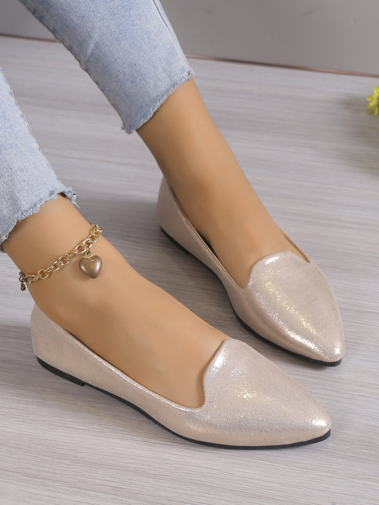 Plus Size Shallow Mouth Pumps Women's New Simple Flat Gommino