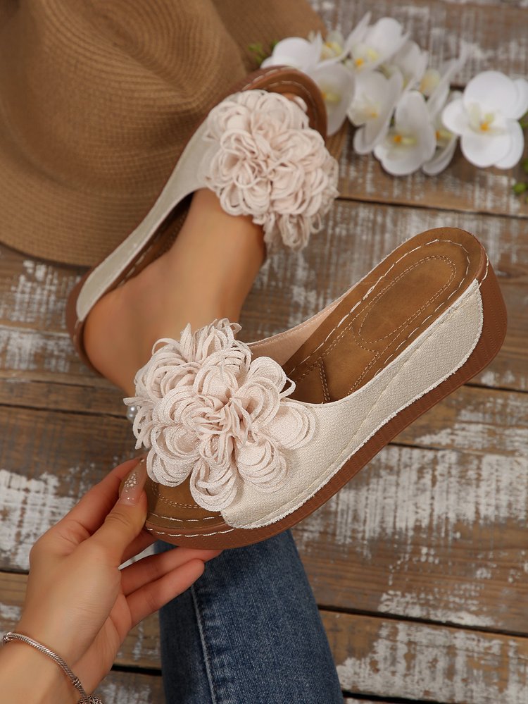 Plus-size Summer Wedge Mule Sandals With A Fish-mouth Toe Ankle Strap And Floral Design For Outdoor Wear