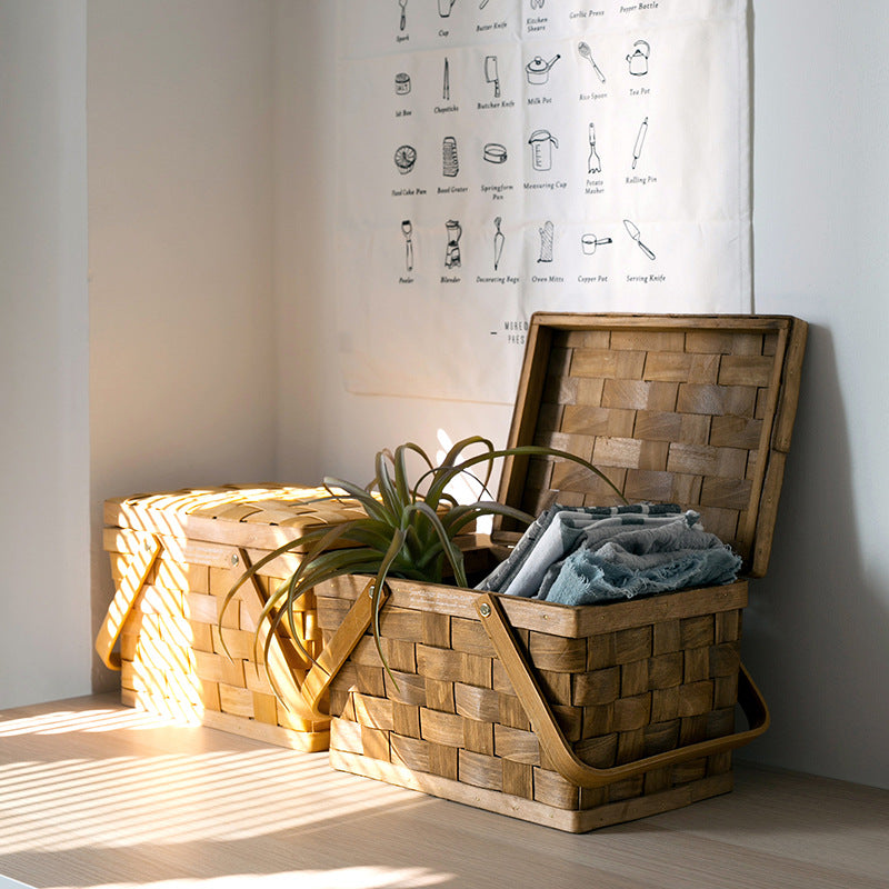 Woven Picnic Storage Basket With Lid