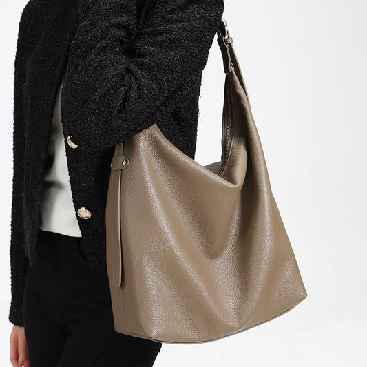 Womens Versatile Large-Capacity Genuine Leather Shoulder Bag
