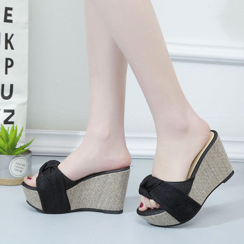 Slope with fish mouth sandals