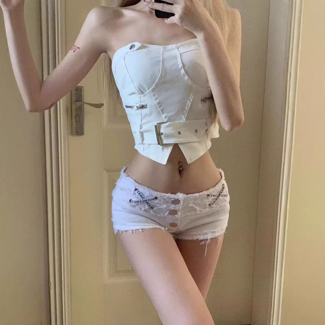 Stylish And Minimalist Womens Denim Shorts