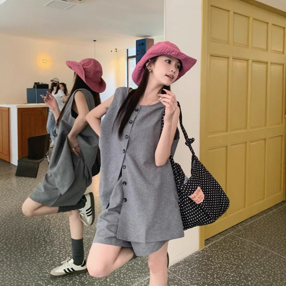 Women's Fashion Round-Neck Sleeveless Tank Top And Casual Shorts Set