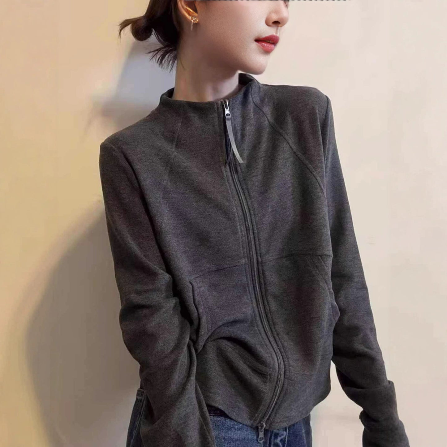 Minimalist-style Women's Hoodie With A Stand-up Collar And Double Zippers