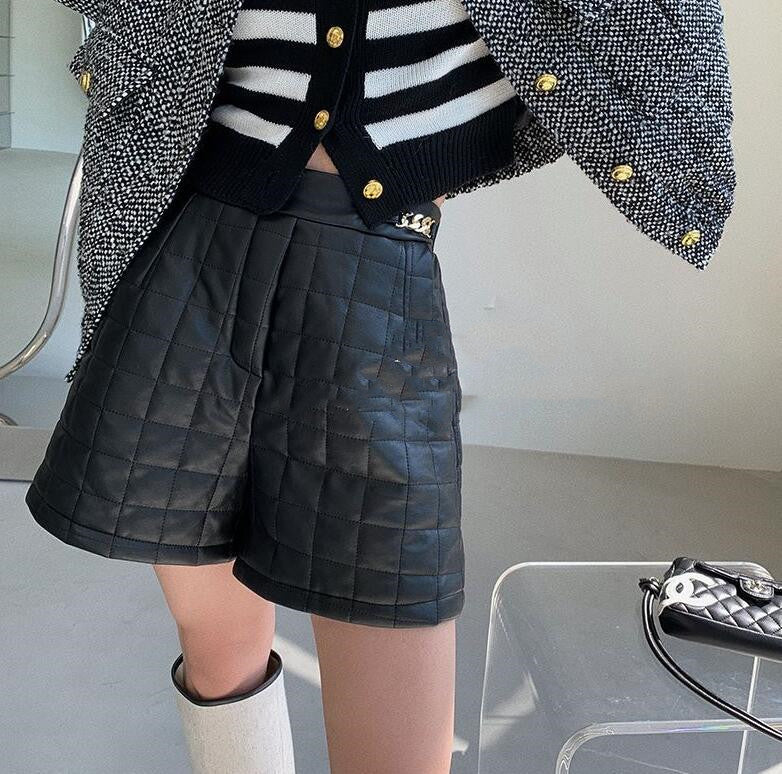 Women's Autumn And Winter Casual Fashionable Loose Leather Shorts