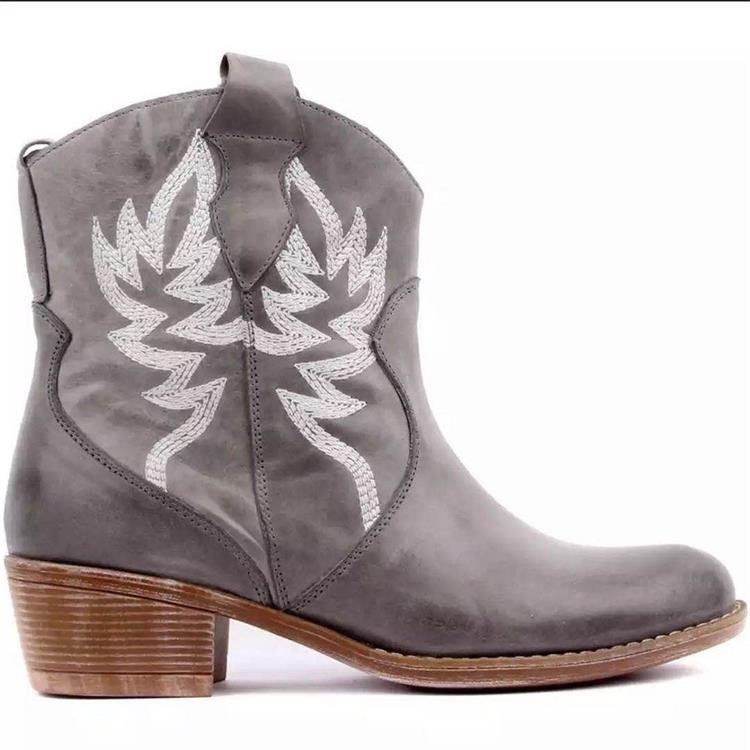 Embroidered Short Barrel Wood Heel Middle Heel Martin Boots