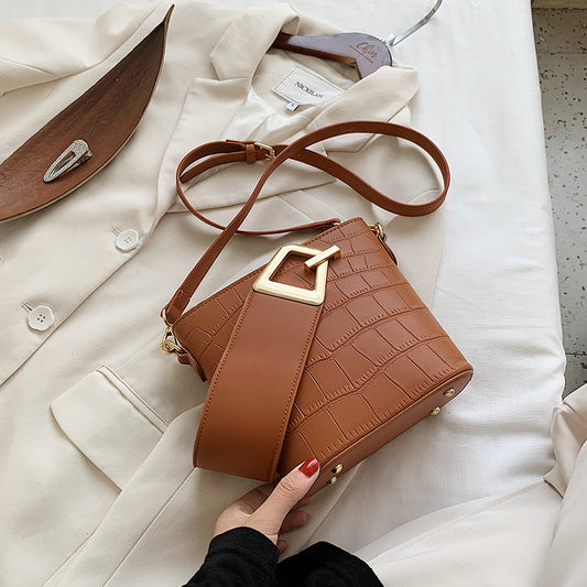 Design Of New Style Messenger Bag