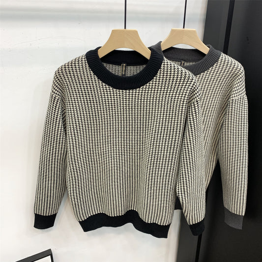 Round Neck Base Slim Fit Pullover Thick Plaid Sweater